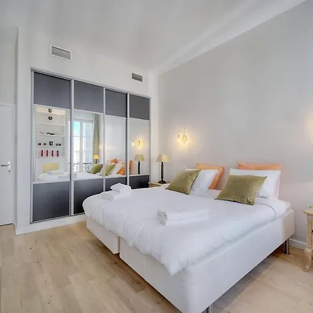 Apartamento Ref 1483 - Back Croisette - Modern
